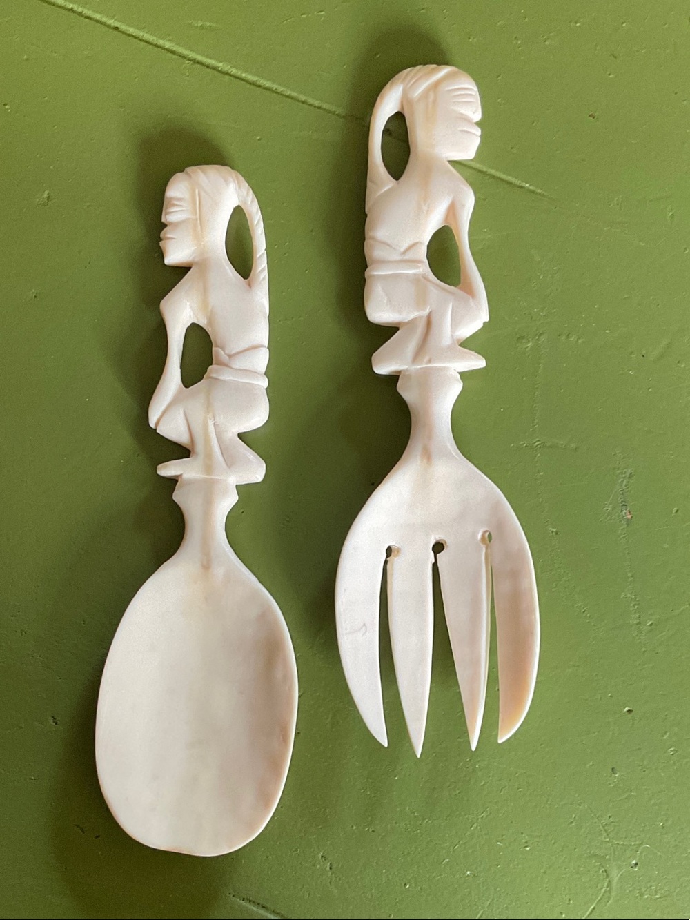 Carved White Decorative Salad Serving Set